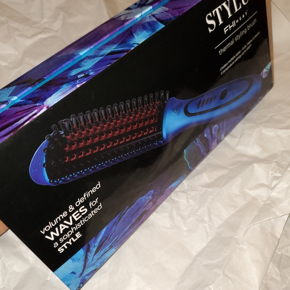 STYLUS FHI heat thermal styling brush (used once) - Picture 2 of 7